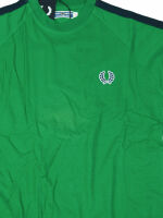 Fred Perry Herren T-Shirt Grün Navy Bruststick Lorbeerkranz Oberteil 7008